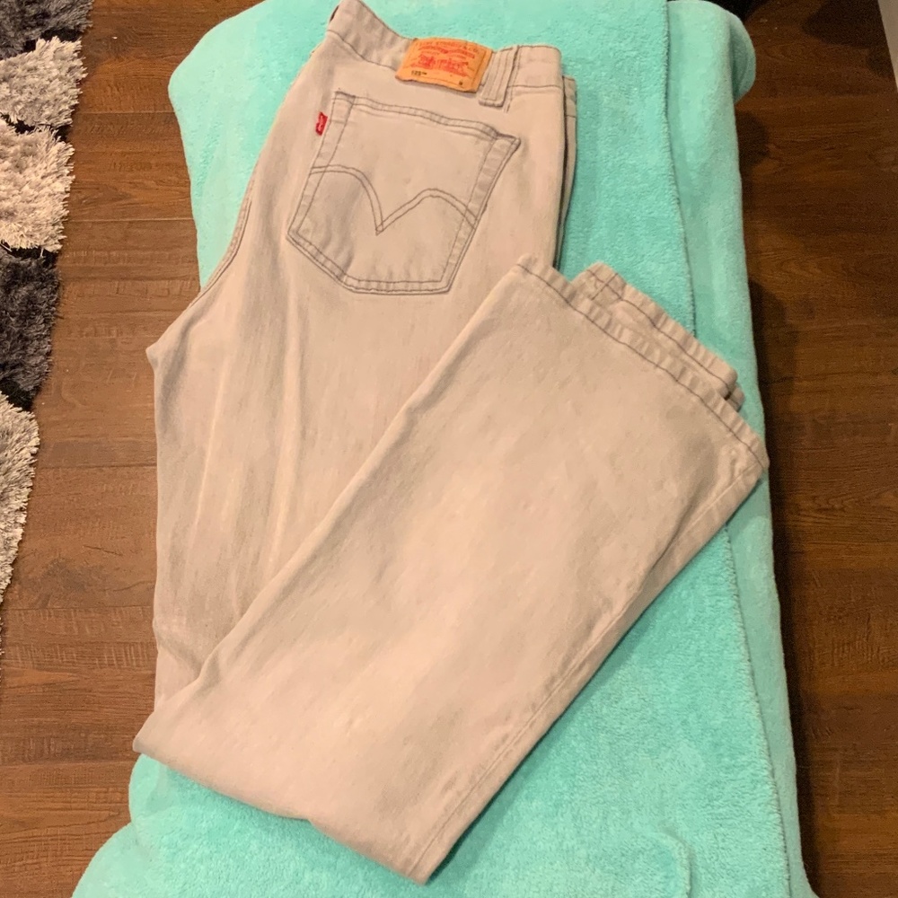 Levi’s Women’s 525 Grey Jeans Size 14M